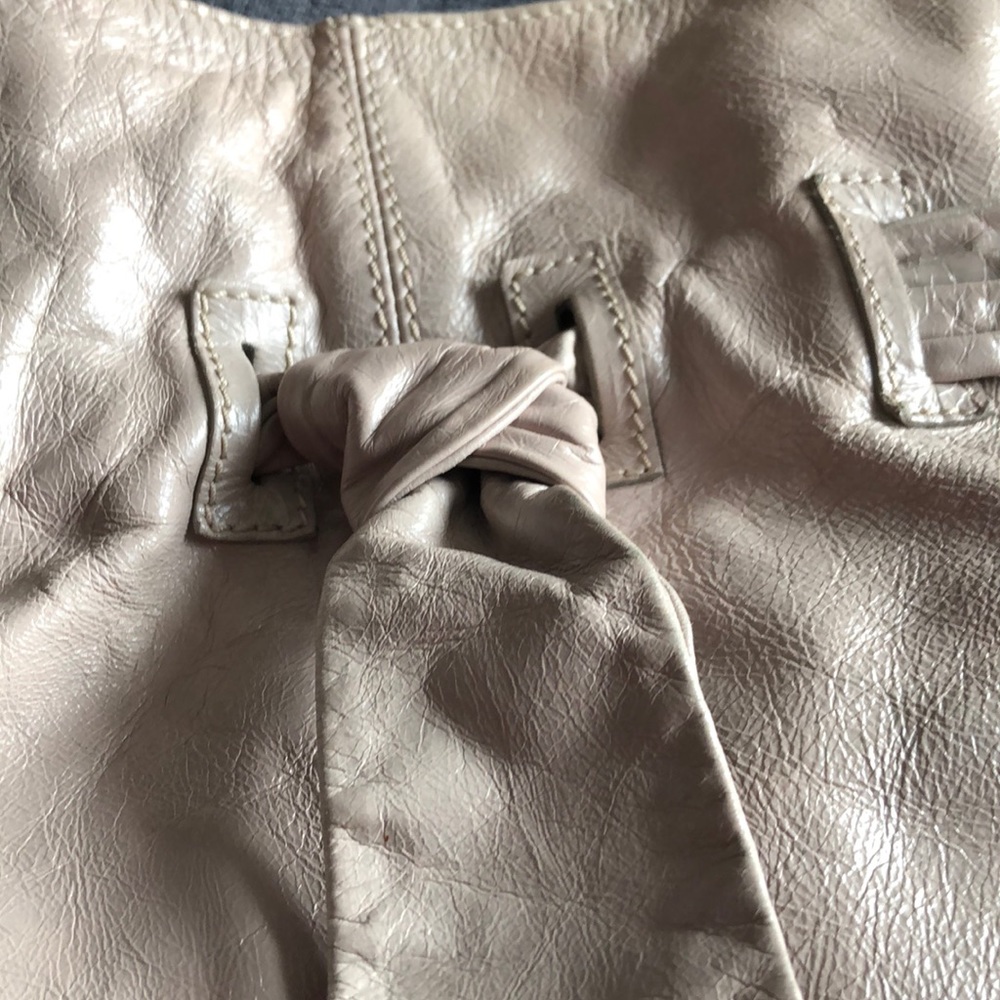 Purse - Picture 2 of 6